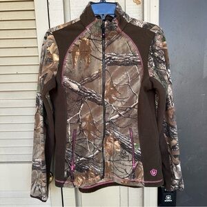 Women’s Game Winner Camo Full Zip Jacket Size Small